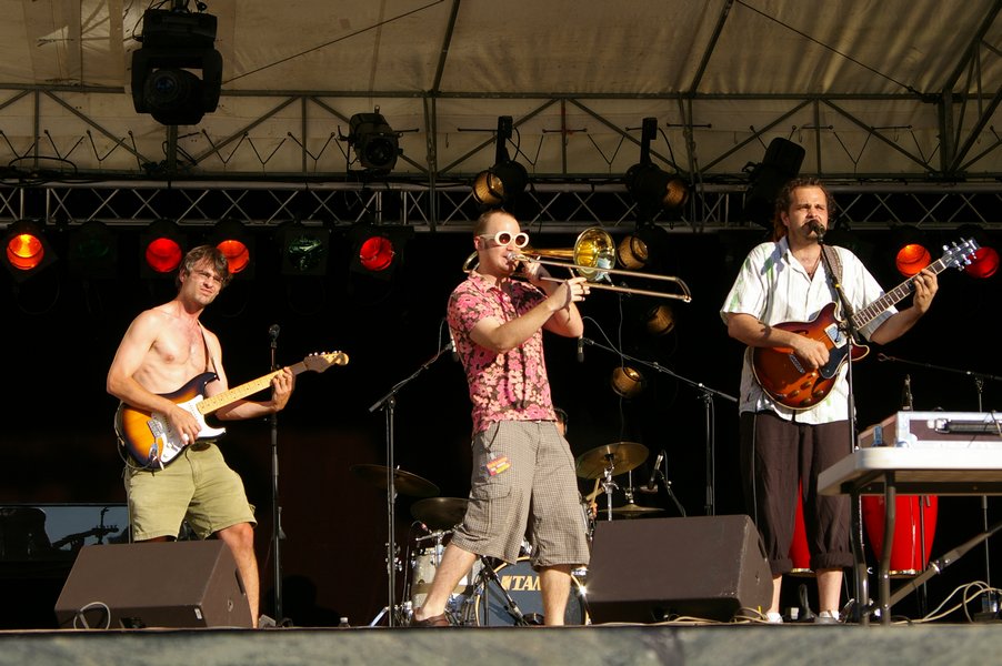 Fete de la musique 2008 - Chemempa 015.jpg